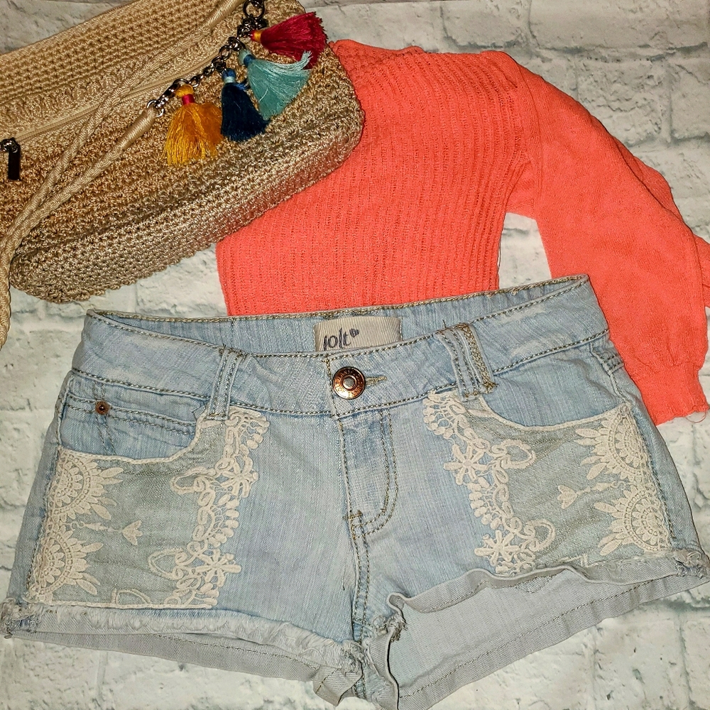 Jolt Jean & Lace Shorts